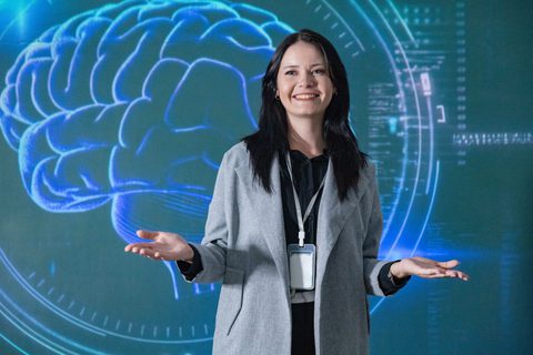 We Asked a Behavioural Scientist Why Familiarity Beats Attention